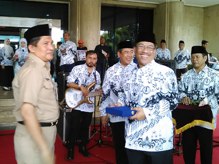 Pencarian PGRI Kab. Lebak - Persatuan Guru Republik Indonesia Cabang Kab. Lebak